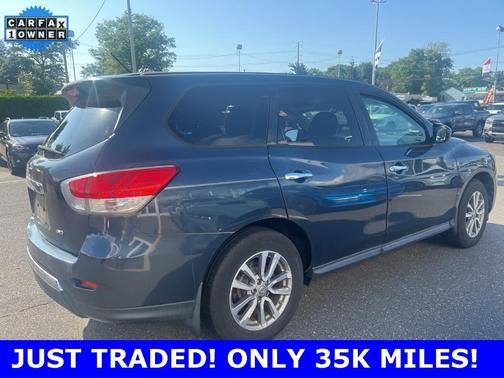 2015 Nissan Pathfinder S