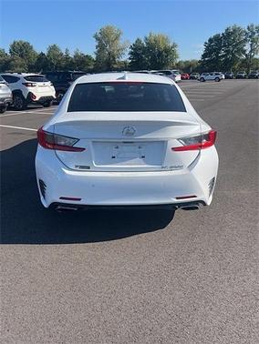 2017 Lexus RC 200t Base