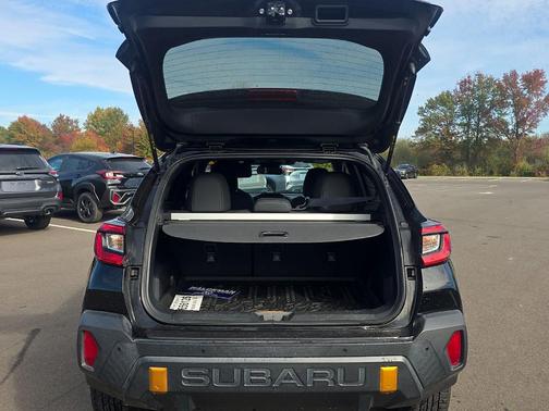 Crystal Black Silica 2024 Subaru Crosstrek Wilderness
