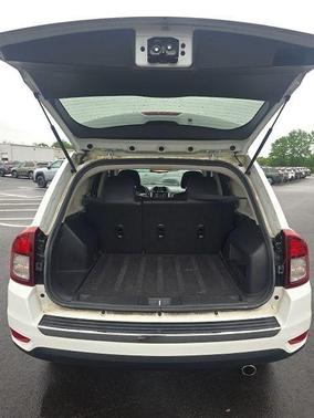 Bright White Clearcoat 2016 Jeep Compass High Altitude