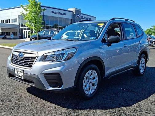 Ice Silver Metallic 2020 Subaru Forester