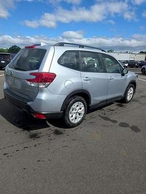 Ice Silver Metallic 2020 Subaru Forester