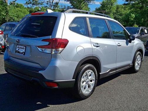 Ice Silver Metallic 2020 Subaru Forester