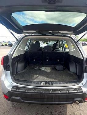 Ice Silver Metallic 2020 Subaru Forester