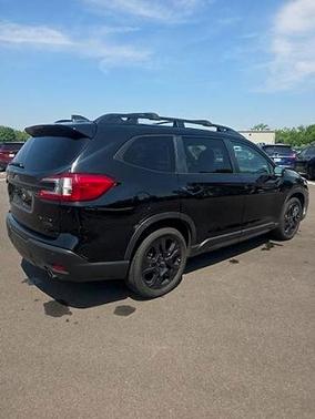 Crystal Black Silica 2023 Subaru Ascent Onyx Edition Limited