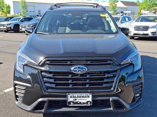 Crystal Black Silica 2023 Subaru Ascent Onyx Edition Limited