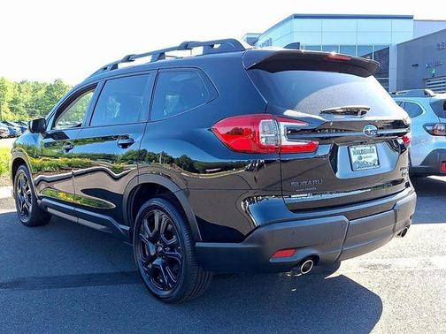 Crystal Black Silica 2023 Subaru Ascent Onyx Edition Limited