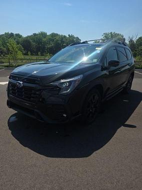 Crystal Black Silica 2023 Subaru Ascent Onyx Edition Limited