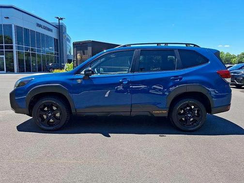 Geyser Blue 2024 Subaru Forester Wilderness