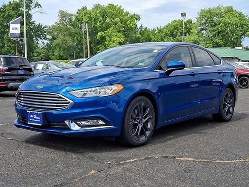 Blue 2018 Ford Fusion SE