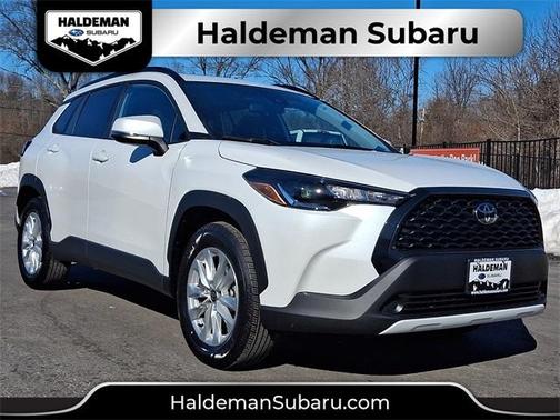 2022 Toyota Corolla Cross LE