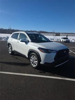 2022 Toyota Corolla Cross LE