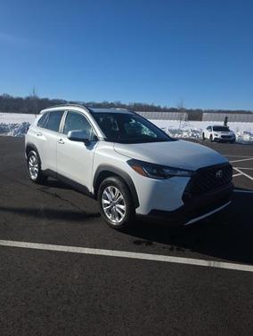 2022 Toyota Corolla Cross LE