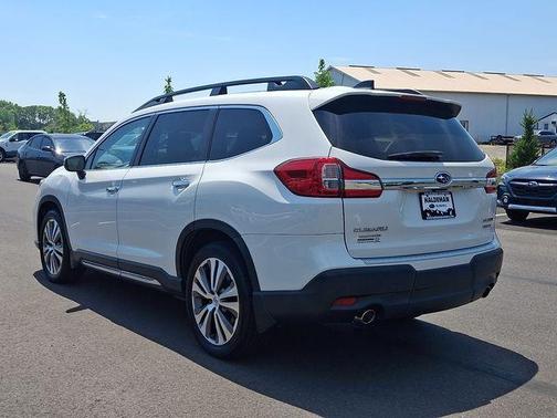 Crystal White Pearl 2021 Subaru Ascent Touring 7-Passenger