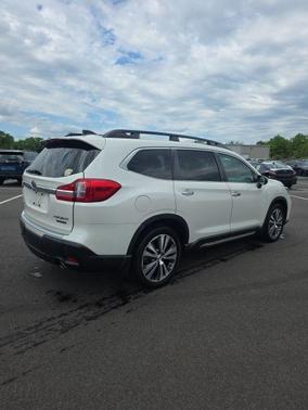 Crystal White Pearl 2021 Subaru Ascent Touring 7-Passenger