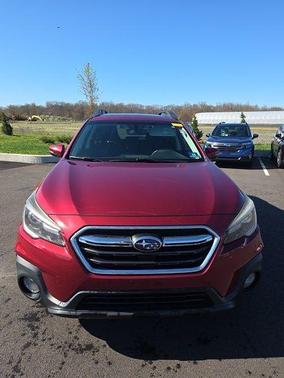 Crimson Red Pearl 2018 Subaru Outback 2.5i Limited