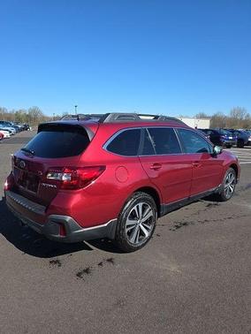 Crimson Red Pearl 2018 Subaru Outback 2.5i Limited
