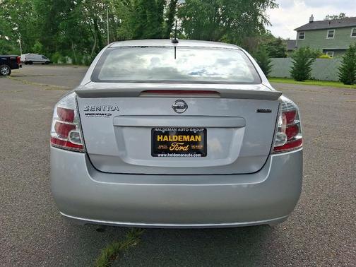 2011 Nissan Sentra 2.0 SR