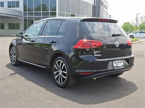 2016 Volkswagen Golf TSI SE 4-Door