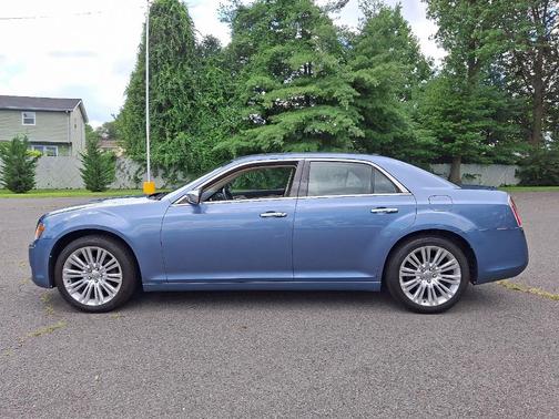 2011 Chrysler 300 Limited
