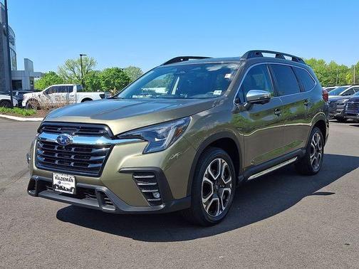 Autumn Green Metallic 2023 Subaru Ascent Limited 8-Passenger