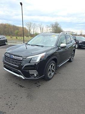 Crystal Black Silica 2023 Subaru Forester Touring