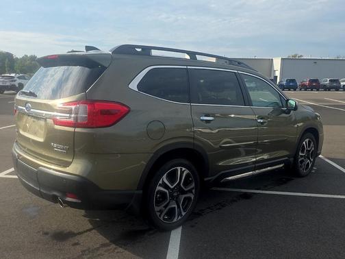 Autumn Green Metallic 2023 Subaru Ascent Touring 7-Passenger