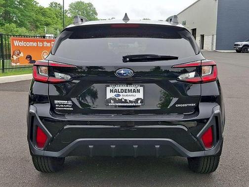 Crystal Black Silica 2024 Subaru Crosstrek Limited