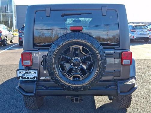 2016 Jeep Wrangler Unlimited Sahara