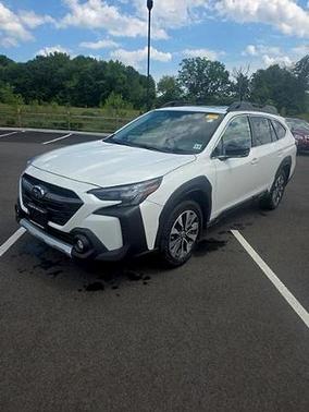 Crystal White Pearl 2024 Subaru Outback Limited