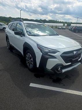 Crystal White Pearl 2024 Subaru Outback Limited