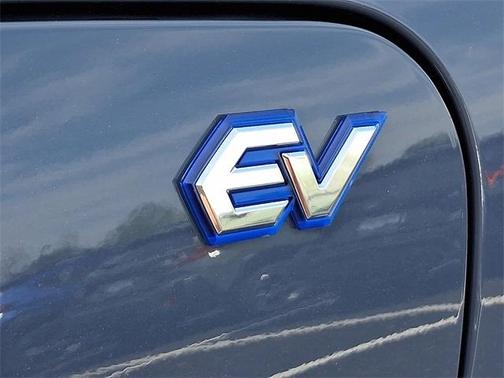 2025 Subaru Solterra Limited