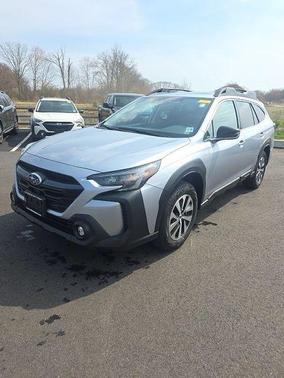 Ice Silver Metallic 2024 Subaru Outback Premium