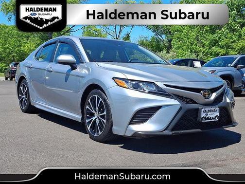 Celestial Silver Metallic 2020 Toyota Camry SE