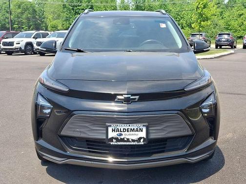 Mosaic Black Metallic 2022 Chevrolet Bolt EUV LT