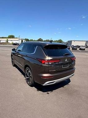 Brown 2022 Mitsubishi Outlander SEL