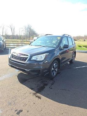 Dark Gray Metallic 2017 Subaru Forester 2.5i