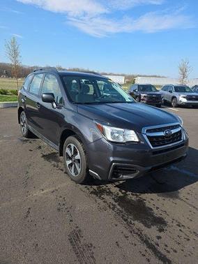 Dark Gray Metallic 2017 Subaru Forester 2.5i