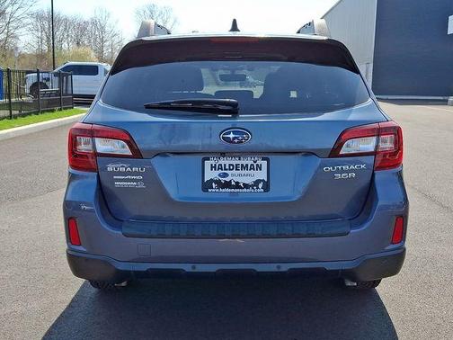 Twilight Blue Metallic 2017 Subaru Outback 3.6R Limited