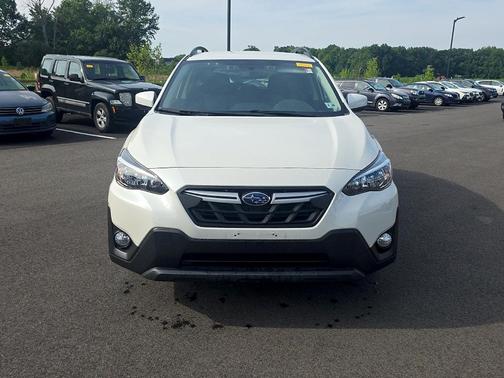 Crystal White Pearl 2023 Subaru Crosstrek Premium