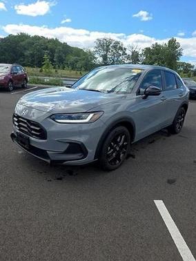 Urban Gray Pearl 2024 Honda HR-V Sport