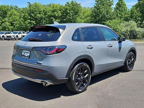 Urban Gray Pearl 2024 Honda HR-V Sport