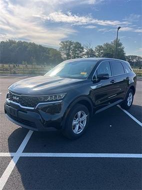 2023 Kia Sorento LX