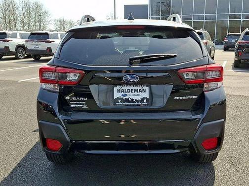 Crystal Black Silica 2023 Subaru Crosstrek Limited
