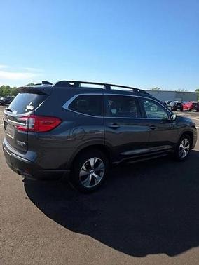 Magnetite Gray Metallic 2023 Subaru Ascent Premium 8-Passenger