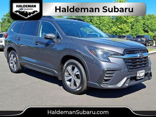 Magnetite Gray Metallic 2023 Subaru Ascent Premium 8-Passenger