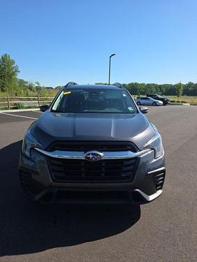 Magnetite Gray Metallic 2023 Subaru Ascent Premium 8-Passenger