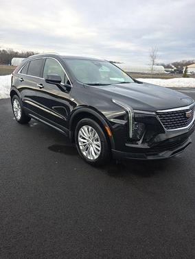 2024 Cadillac XT4 Luxury