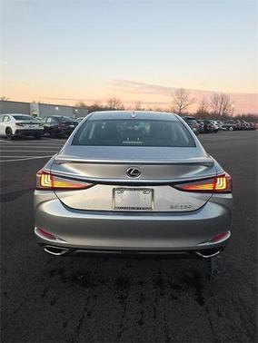 2023 Lexus ES 350 350