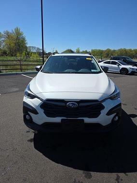 Crystal White Pearl 2024 Subaru Crosstrek Limited